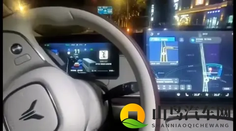 华为智驾封神!岚图知音家庭试驾爆赞-2