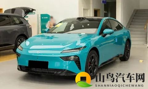 更时尚更激进，东风奕派eπ007+该有的全都有，预售1499万起-3