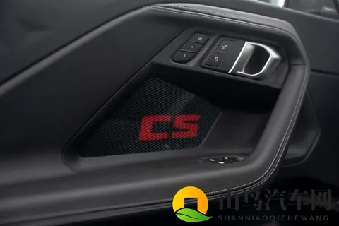 2026 款宝马 M2 CS：百万级后驱猛兽如何炼成？-3