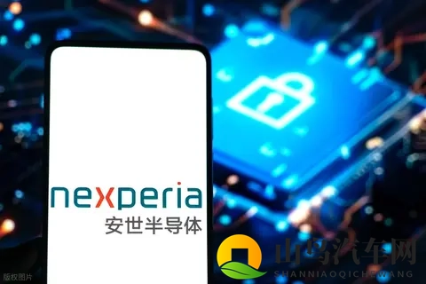 陈冠希阿娇被啪啪高潮：陈冠希阿娇激情戏码引发热议-3