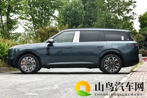 6人7箱够装？深蓝 S09 鸿蒙座舱 harmony space5 空间对比领克 900 体验-3