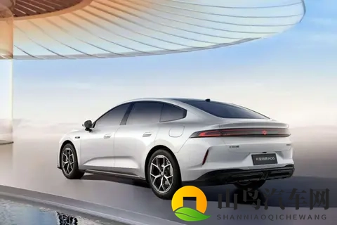 1099万起的长安启源A06值得入手么?这些优缺点你需要知道-1