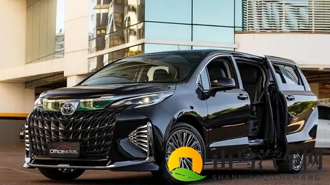 丰田赛那定制版亮相 配冰箱彩电大沙发 豪华感提升-1