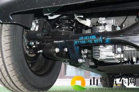 4 万级代步神车！宏光 MINIEV 2025 款全系配置解析与购车建议-2