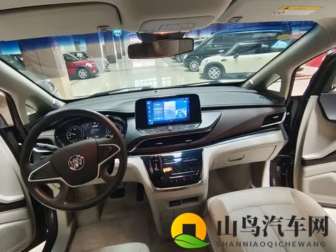 开了2年的别克GL8，11万多拿下商务接待值不值？-3