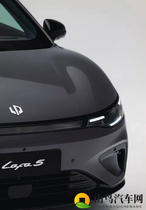 零跑要发新车年轻人可高兴坏了-3