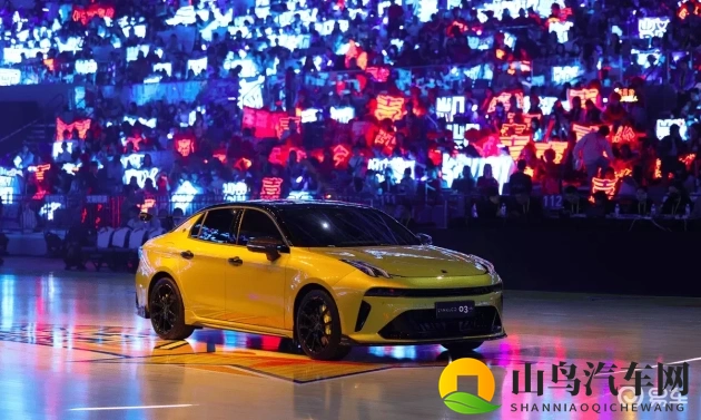 久久婷婷五月丁香：五月汽车盛宴：优雅与性能的完美融合-2