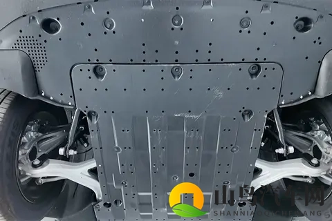 小鹏G7拆车：不到20万的起步价，玩的就是经济实惠！-3