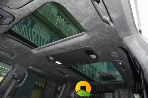 极氪009：为何成为半数以上家庭用户的青睐之选？十一月购车详解-3