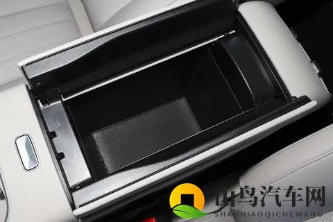 预售1268万元起，埃安i60开启预售，亏电油耗55L，适合家用-2