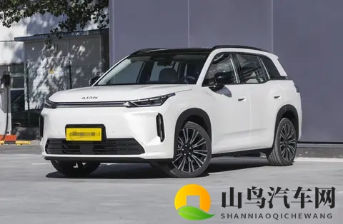 埃安i60预售价1198万起！增程纯电双动力能打赢比亚迪吗-1