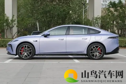 全系标配激光雷达，这款轿跑预售1499万起，会成爆款吗？-2