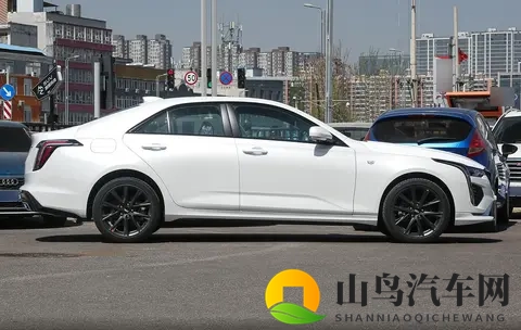 凯迪拉克CT4购车手册来了,配置动力均有不同,具体该怎么选?-3