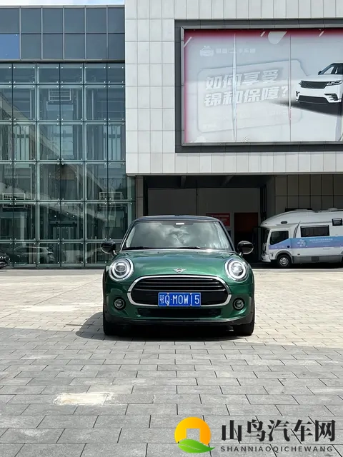 12万拿下MINI？2021款五门经典，小姐姐通勤优选-1