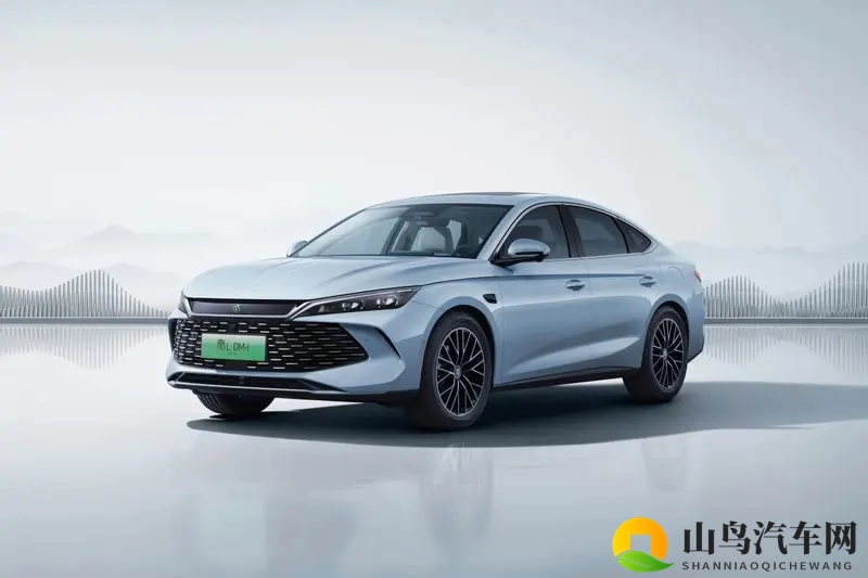 2026款秦L DM-i来了，海豹06_银河A7慌不慌？-1