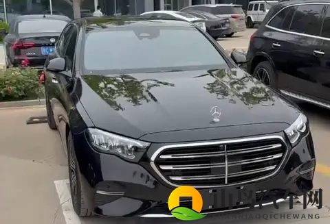 奔驰价格“大跳水”！E级降幅达到1298万，一个月卖出13103台-2