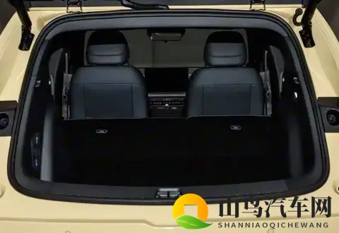 年轻人的纯电新宠！零跑Lafa5预售1058万起，唤醒驾驶激情-2