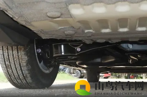 大空间+低油耗,半年卖出34,380辆,丰田格瑞维亚怎么选?-1