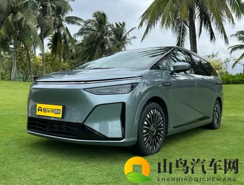 新车  35万元起_纯电续航452公里_中大型MPV，小鹏X9超级增程预售-2