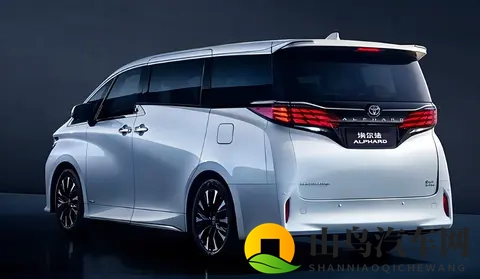 上市准备中_定价多少能接受 丰田埃尔法福祉版实车亮相2025进博会-2