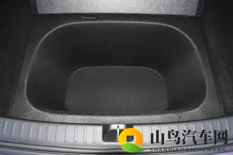 【网通社快报】红旗PP40动力电池量产：14分钟快充、多重安全防护-1