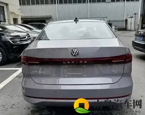 大众朗逸Pro正式下线，外观内饰新调整，将于11月内上市-1