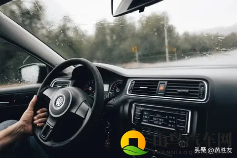 欧洲汽车严重依赖中国 “芯片” 甚至德国汽车制造商也严重依赖中国-2