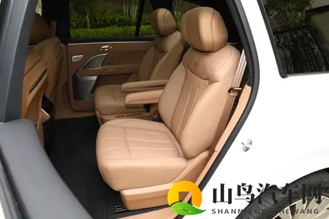 三十万级大尺寸SUV，乐道L90与理想i8综合对比，家用谁更合适？-3