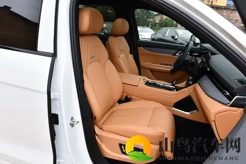 2026款领克09四驱探索版,适合家用的全能SUV?-3