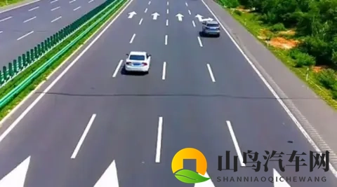 高速_快速路保命技巧：认清“69线”，10秒学会判断安全车距！-1