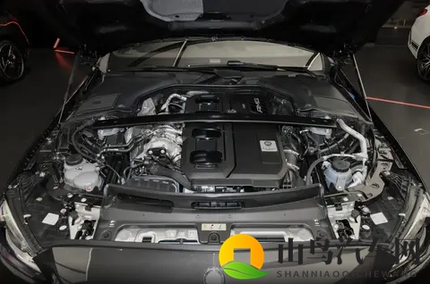 售价549万元，降662万元，新款AMG C 43 4MATIC上市，取消柏林之声-1
