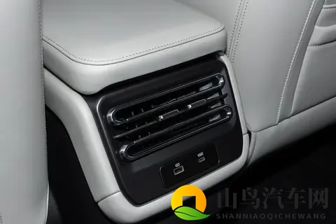 15万想兼顾通勤、露营与越野?捷途山海T1:这台方盒子SUV全搞定-3