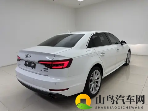 14万公里值不值？10万拿下18年奥迪A4L-1