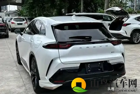 丰田黑武士28万起！混动性能叫板BBA-2