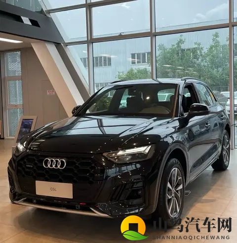 疯了！奥迪Q5L裸车跌破7折，比奔驰GLC省5万，比宝马X3多四驱！-3