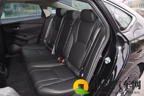 2025款英仕派典雅版，中型车性价比之王？-1