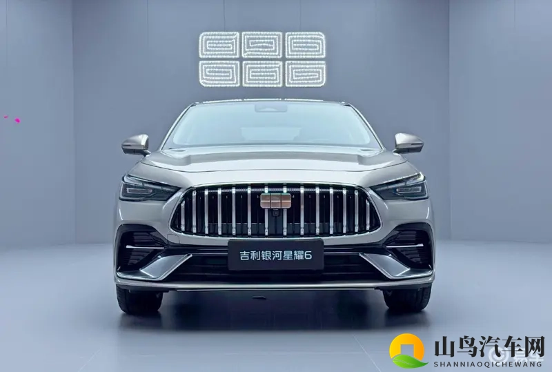 入门60公里纯电续航，星耀6看似鸡肋，6.88万起是大招-1