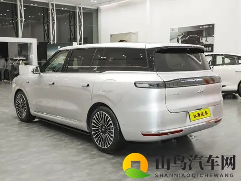 智己LS9上市,冰箱_彩电_大沙发,灵蜥数字底盘,尺寸大过理想L9-1