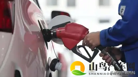 加200元汽油跑了400公里，算省油吗？油耗是多少？-1