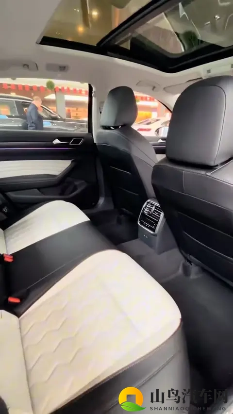 被教官按在寝室狂c到腿软：极限测试现神车，速度与激情引关注-2