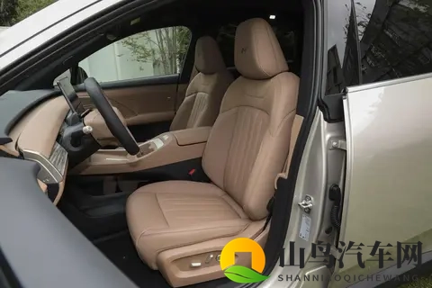 25 万级纯电中型 SUV，乐道 L60 动态体验报告来了-1