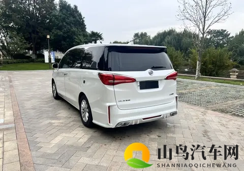 13万公里值不值？13万拿下18年别克GL8，家用商务都合适-2