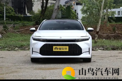 揉我胸 啊 嗯出奶了黄漫：智能驾驶新突破，舒适体验令人惊叹-2