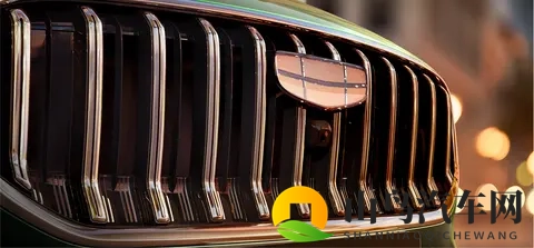 全新一代吉利帝豪开启预售 换装15T发动机 限时先享价689万起_-2