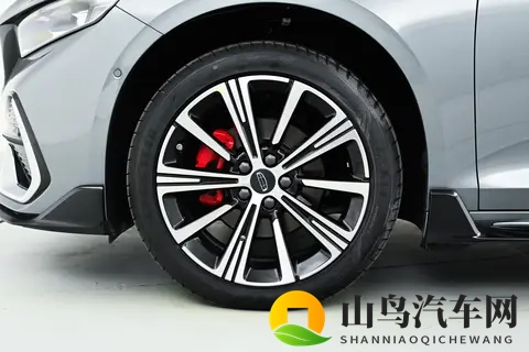 A级燃油轿车里，吉利星瑞为什么能一直卖得这么好？-2