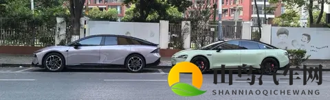 智界S7 vs 小鹏P7+：两种审美取向，谁更合你心意？-1