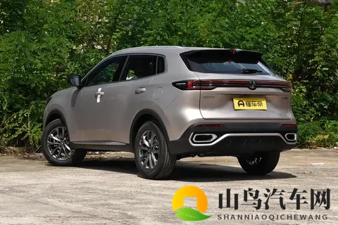 2026款长安CS55 PLUS PHEV上市：1129万起，纯电续航100km+-1