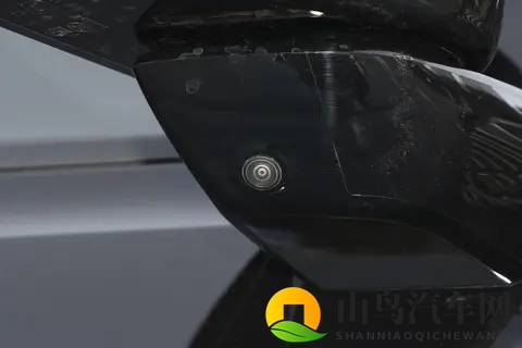 埃安 2025 款 AION i60 增程版 亏电油耗 55L,动力表现 + 静谧性配置解读-3