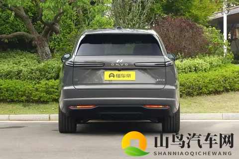 家庭 SUV 怎么选？对比大五座、大三排，乐道 L90 成绕不开的选择​-1