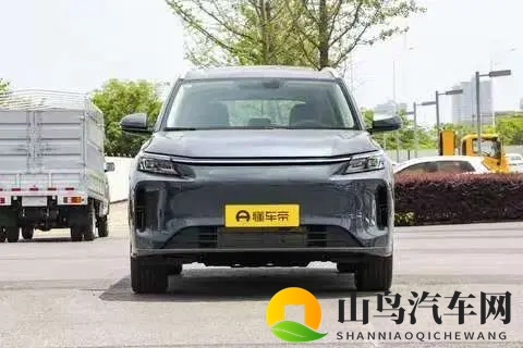 12万级插混SUV怎么选？第三代蓝电E5 PLUS太懂家用了-1